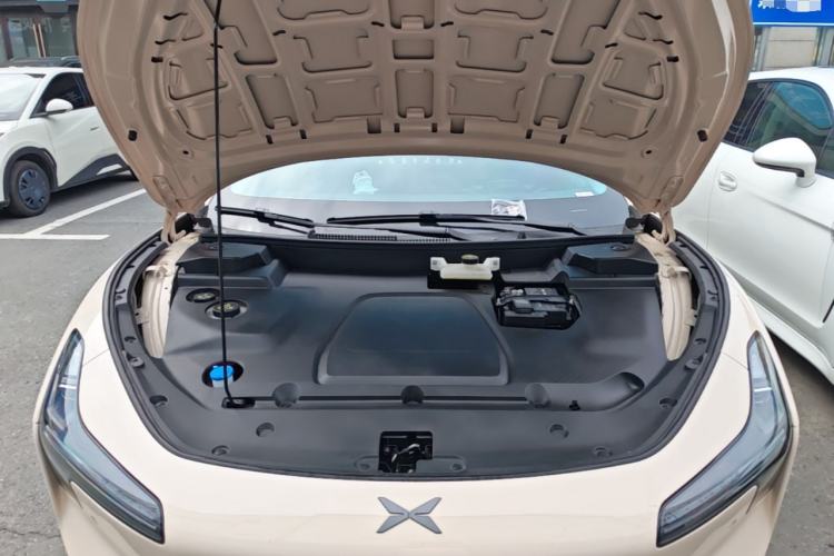Used XPeng MONA M03 2024 515 Long-Range Engine Bay