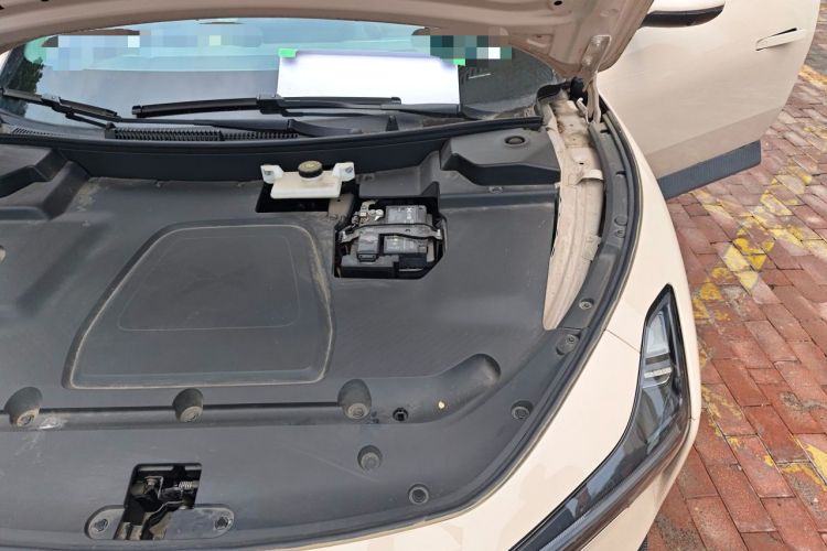Used XPeng MONA M03 2024 620 with Ultra-Long Range Engine Bay Left