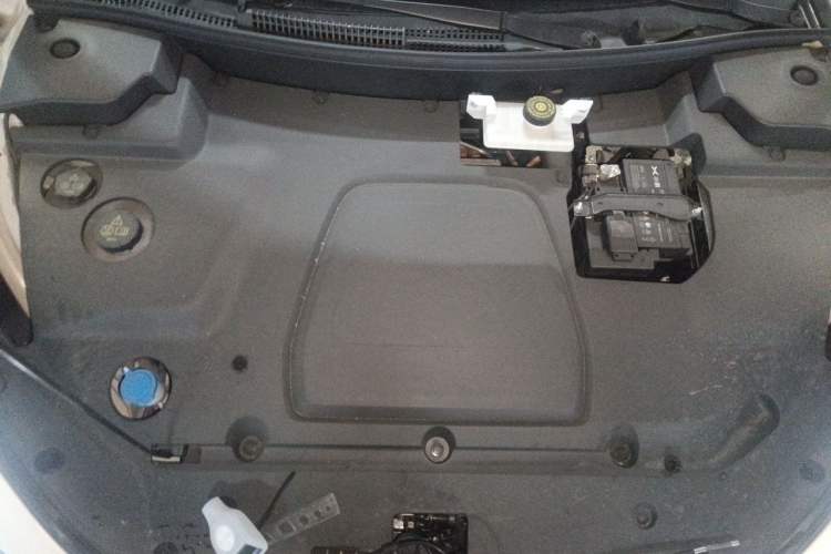 Used XPeng MONA M03 2024 620 with Ultra-Long Range Engine Bay