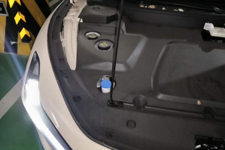 Used XPeng MONA M03 2024 620 with Ultra-Long Range Engine Bay Right