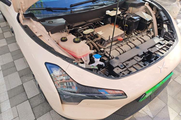 Used XPeng MONA M03 2024 620 with Ultra-Long Range Engine Bay Right