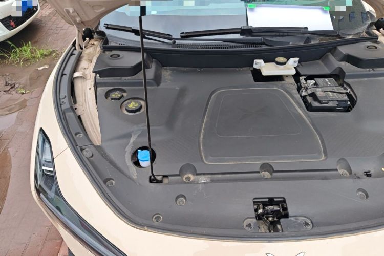 Used XPeng MONA M03 2024 620 with Ultra-Long Range Engine Bay Right