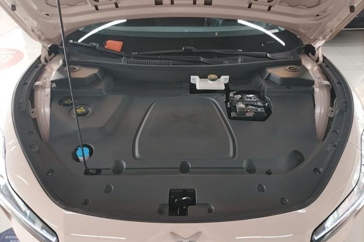 Used XPeng MONA M03 2024 620 with Ultra-Long Range Engine Bay