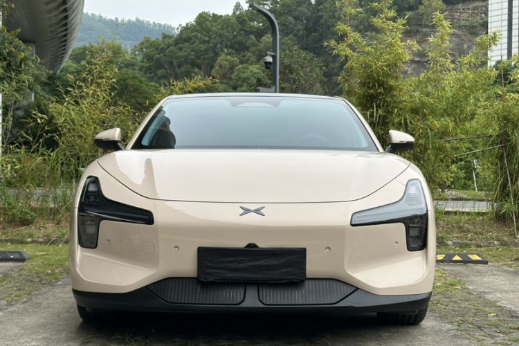 Used XPeng MONA M03 2024 620 with Ultra-Long Range Exterior 1