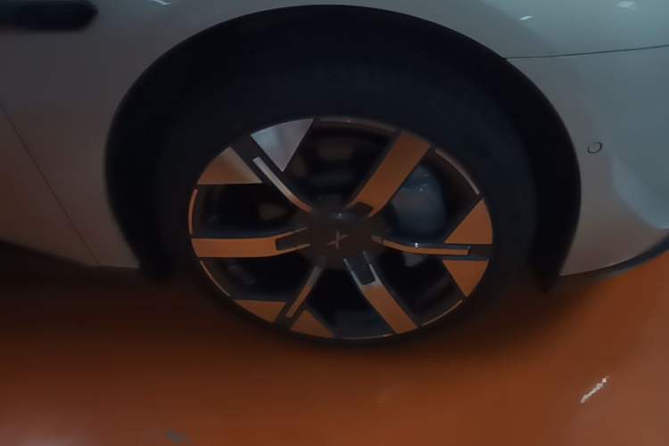 Used XPeng MONA M03 2024 620 with Ultra-Long Range Exterior 4