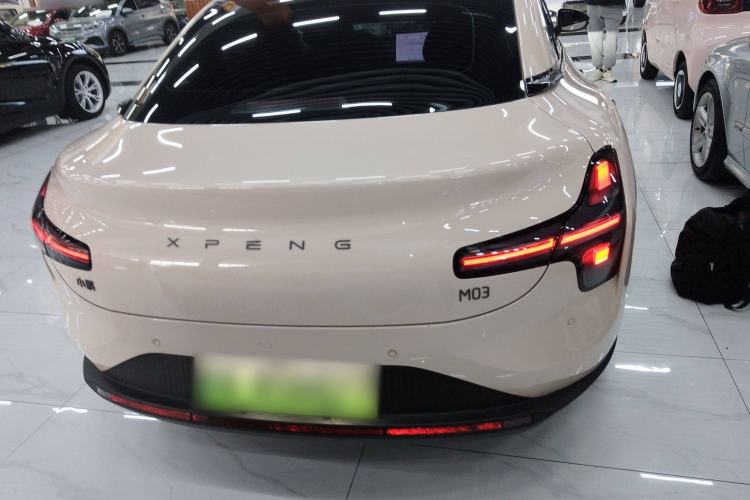 Used XPeng MONA M03 2024 620 with Ultra-Long Range Exterior 4