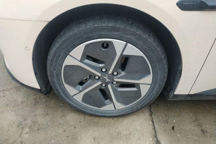 Used XPeng MONA M03 2024 515 Long-Range Exterior 4