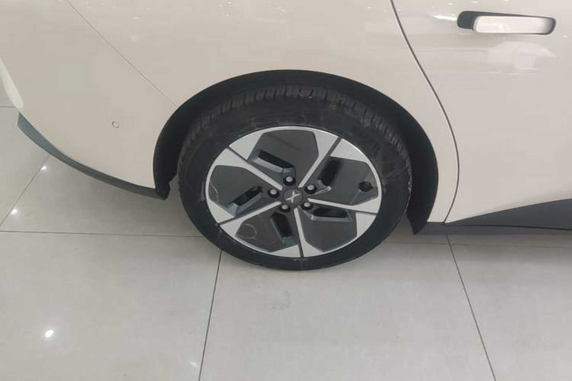 Used XPeng MONA M03 2024 620 with Ultra-Long Range Exterior 5