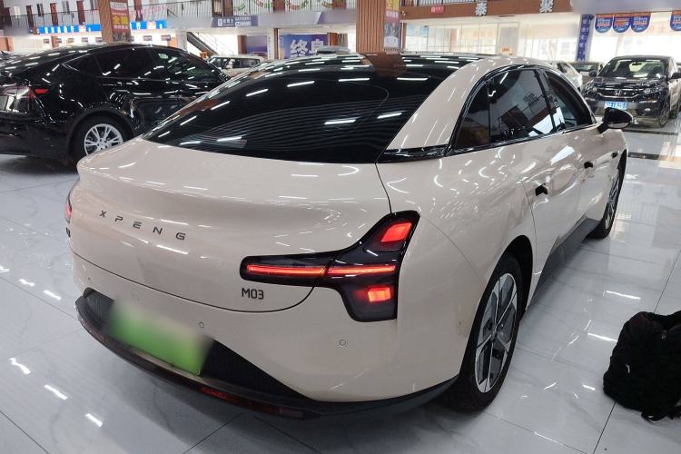 Used XPeng MONA M03 2024 620 with Ultra-Long Range Exterior 5