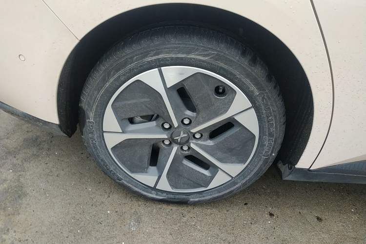 Used XPeng MONA M03 2024 515 Long-Range Exterior 5