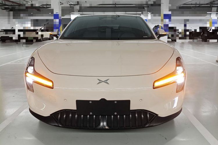 Used XPeng MONA M03 2024 620 with Ultra-Long Range Front