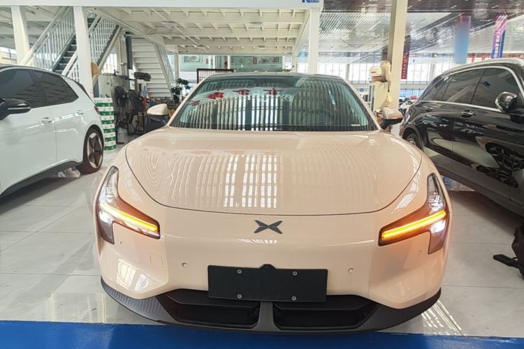 Used XPeng MONA M03 2024 620 with Ultra-Long Range Front