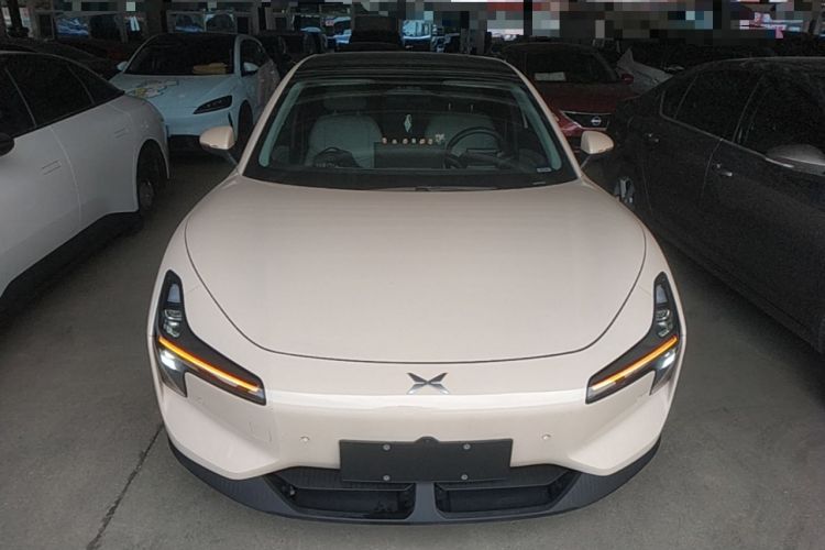 Used XPeng MONA M03 2024 620 with Ultra-Long Range Front