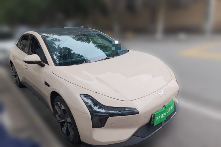 Used XPeng MONA M03 2024 620 with Ultra-Long Range Front Right 45 Deg