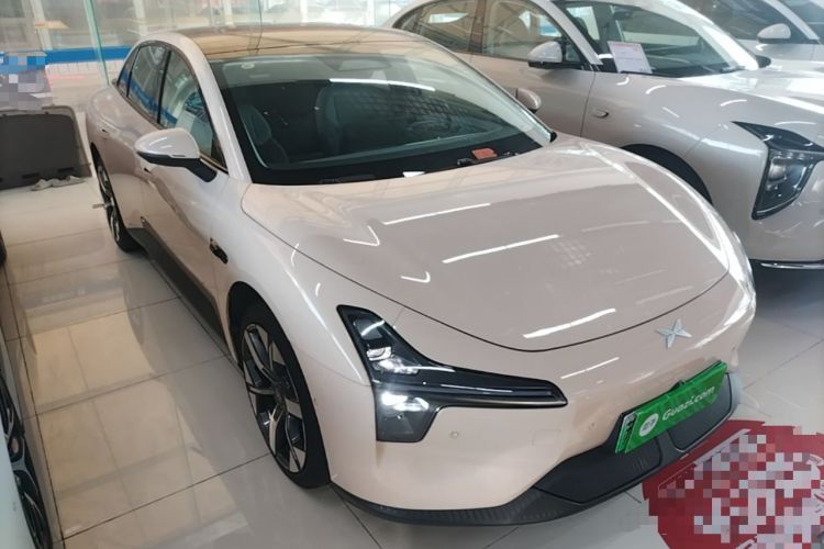 Used XPeng MONA M03 2024 620 with Ultra-Long Range Front Right 45 Deg