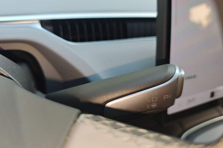 Used XPeng MONA M03 2024 515 Long-Range Gear Lever