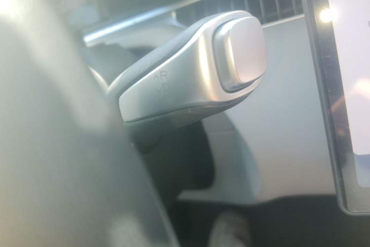 Used XPeng MONA M03 2024 515 Long-Range Gear Lever