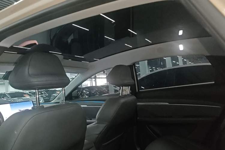 Used XPeng MONA M03 2024 620 with Ultra-Long Range Headliner