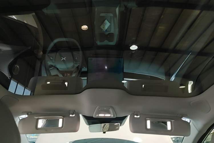 Used XPeng MONA M03 2024 620 with Ultra-Long Range Headliner