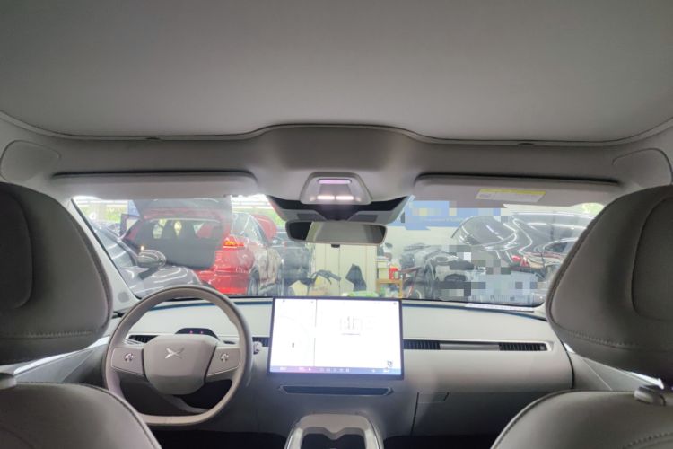 Used XPeng MONA M03 2024 620 with Ultra-Long Range Headliner
