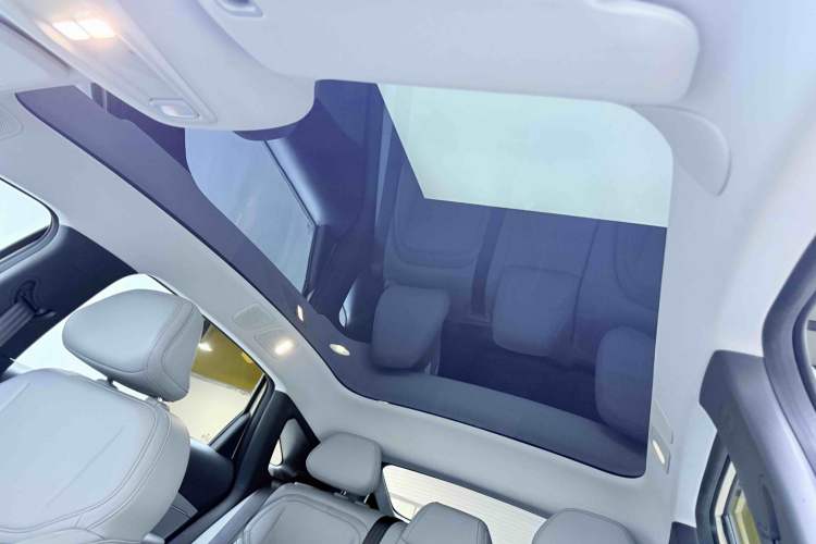 Used XPeng MONA M03 2024 515 Long-Range Headliner