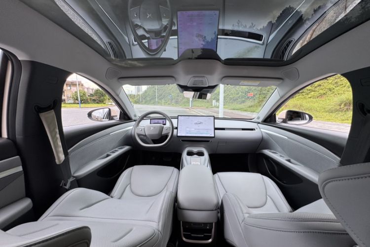 Used XPeng MONA M03 2024 620 with Ultra-Long Range Headliner