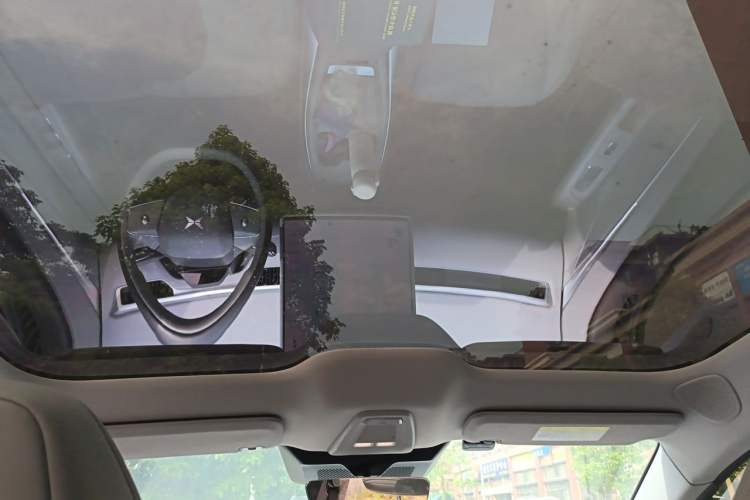 Used XPeng MONA M03 2024 620 with Ultra-Long Range Headliner
