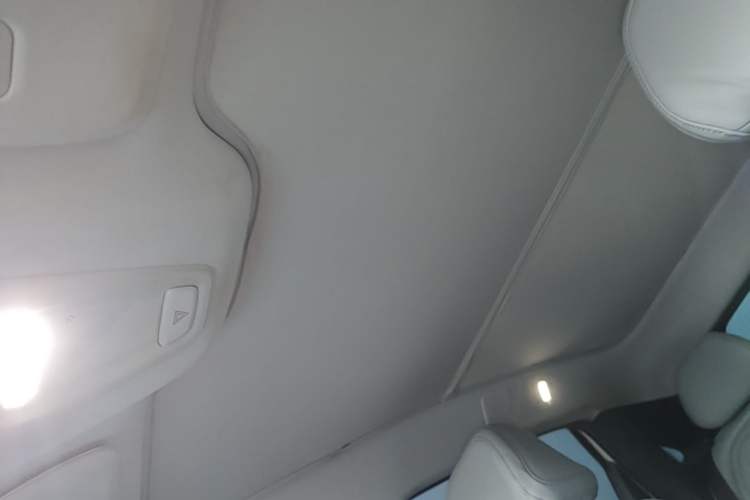 Used XPeng MONA M03 2024 620 with Ultra-Long Range Headliner
