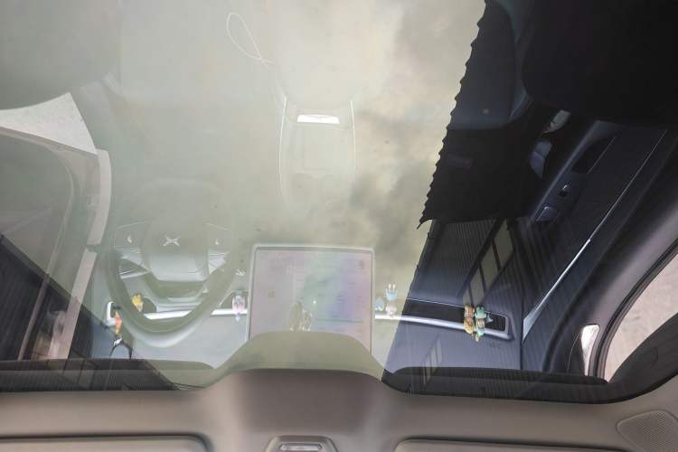 Used XPeng MONA M03 2024 620 with Ultra-Long Range Headliner