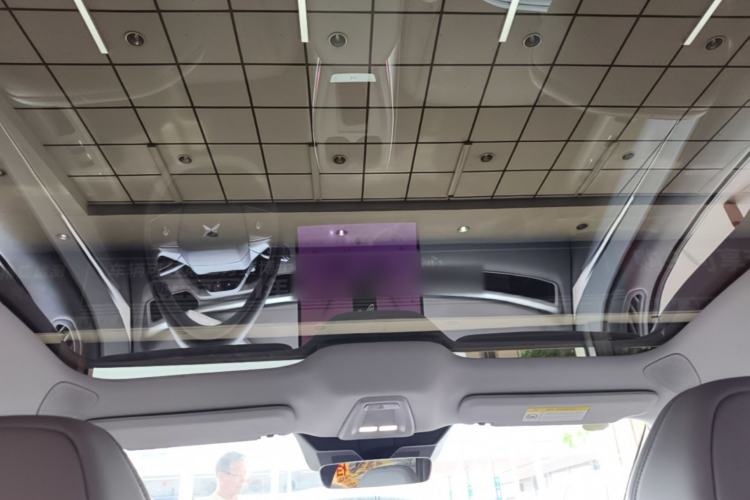 Used XPeng MONA M03 2024 620 with Ultra-Long Range Headliner
