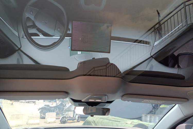 Used XPeng MONA M03 2024 620 with Ultra-Long Range Headliner