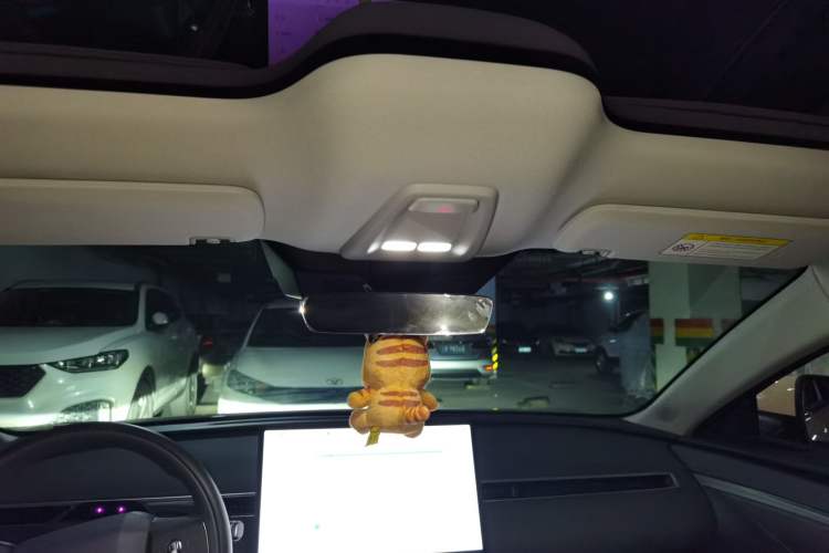 Used XPeng MONA M03 2024 620 with Ultra-Long Range Headliner