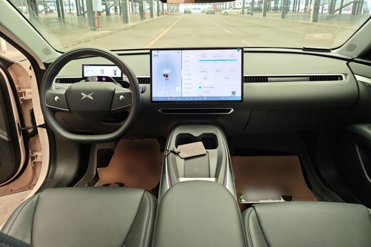 Used XPeng MONA M03 2024 620 with Ultra-Long Range Interior 2