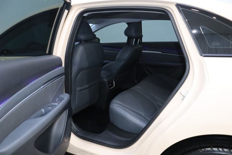 Used XPeng MONA M03 2024 515 Long-Range Interior 7