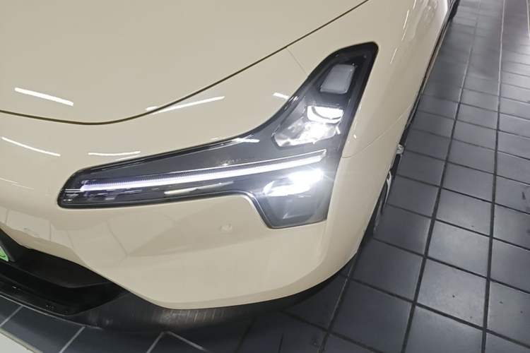 Used XPeng MONA M03 2024 620 with Ultra-Long Range Left Front Headlight