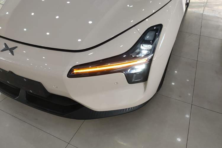 Used XPeng MONA M03 2024 620 with Ultra-Long Range Left Front Headlight