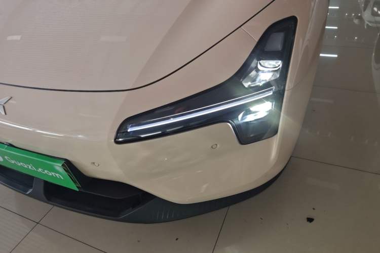 Used XPeng MONA M03 2024 620 with Ultra-Long Range Left Front Headlight