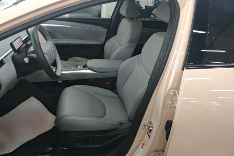 Used XPeng MONA M03 2024 620 with Ultra-Long Range Left Front Seat