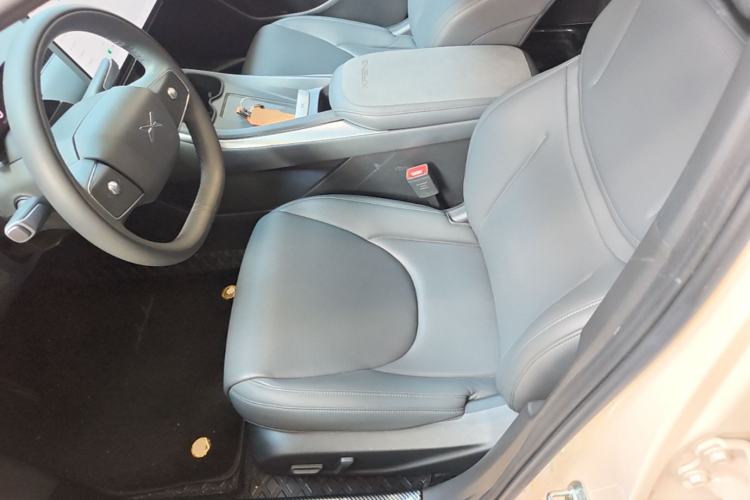 Used XPeng MONA M03 2024 620 with Ultra-Long Range Left Front Seat