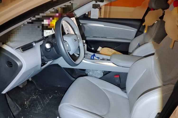 Used XPeng MONA M03 2024 620 with Ultra-Long Range Left Front Seat