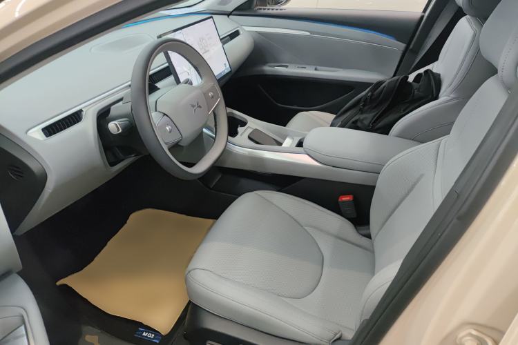 Used XPeng MONA M03 2024 620 with Ultra-Long Range Left Front Seat