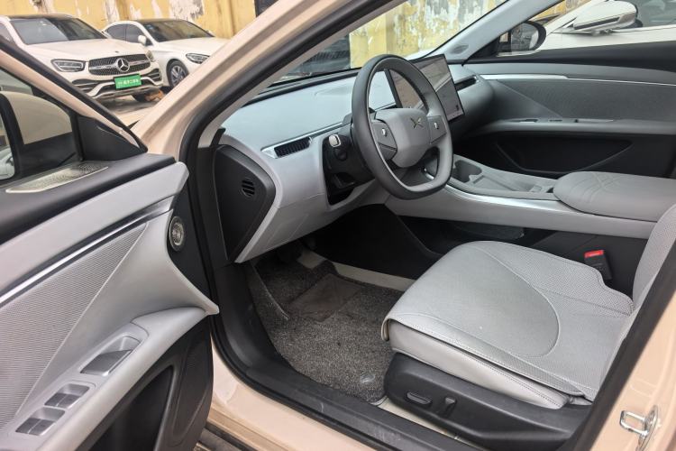 Used XPeng MONA M03 2024 620 with Ultra-Long Range Left Front Seat