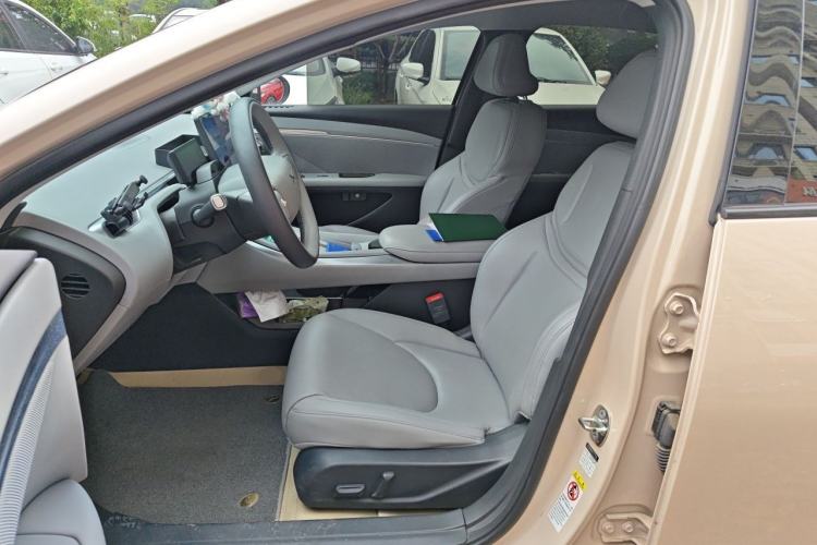 Used XPeng MONA M03 2024 620 with Ultra-Long Range Left Front Seat