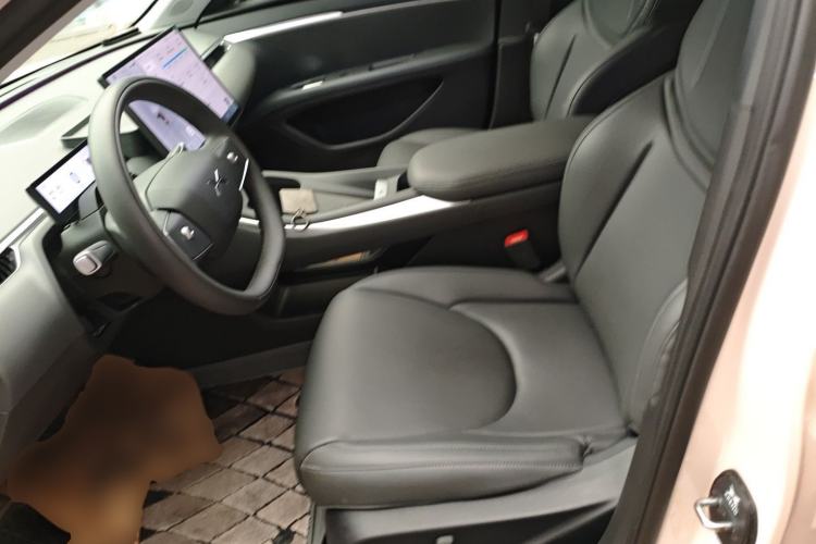 Used XPeng MONA M03 2024 620 with Ultra-Long Range Left Front Seat