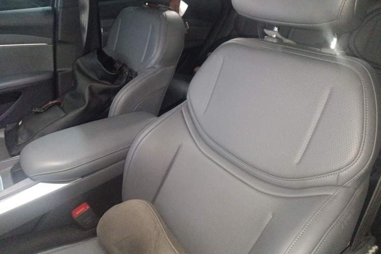 Used XPeng MONA M03 2024 620 with Ultra-Long Range Left Front Seat