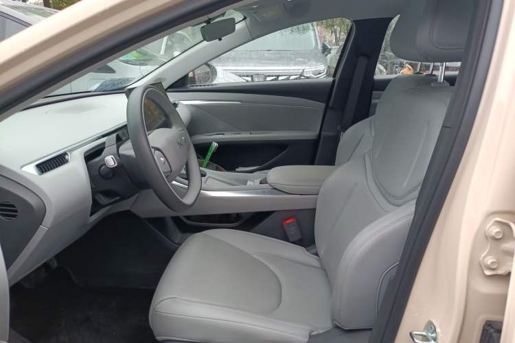 Used XPeng MONA M03 2024 620 with Ultra-Long Range Left Front Seat