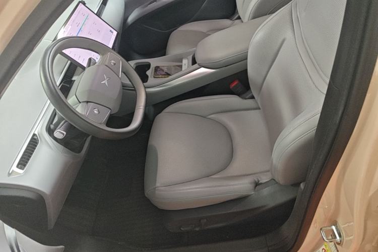 Used XPeng MONA M03 2024 620 with Ultra-Long Range Left Front Seat