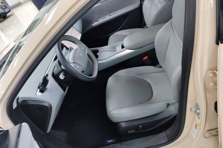 Used XPeng MONA M03 2024 620 with Ultra-Long Range Left Front Seat