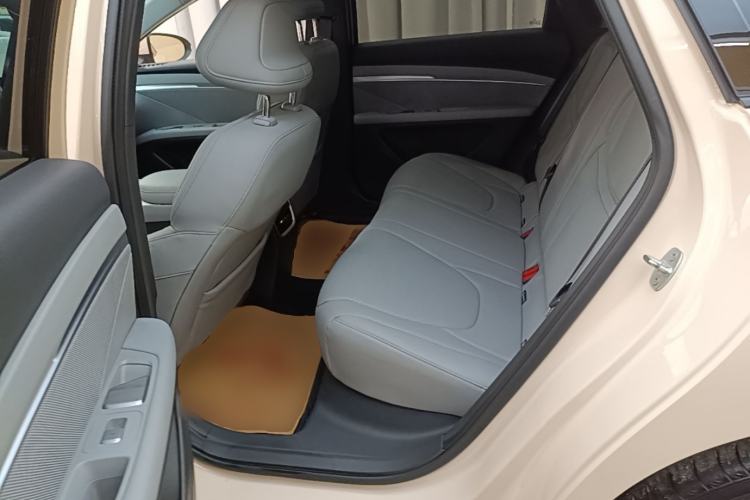 Used XPeng MONA M03 2024 620 with Ultra-Long Range Left Rear Seat