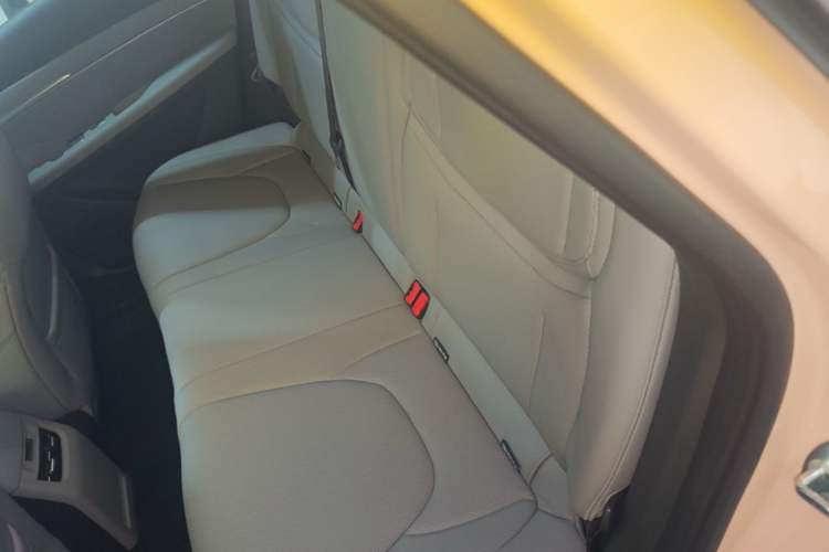 Used XPeng MONA M03 2024 620 with Ultra-Long Range Left Rear Seat